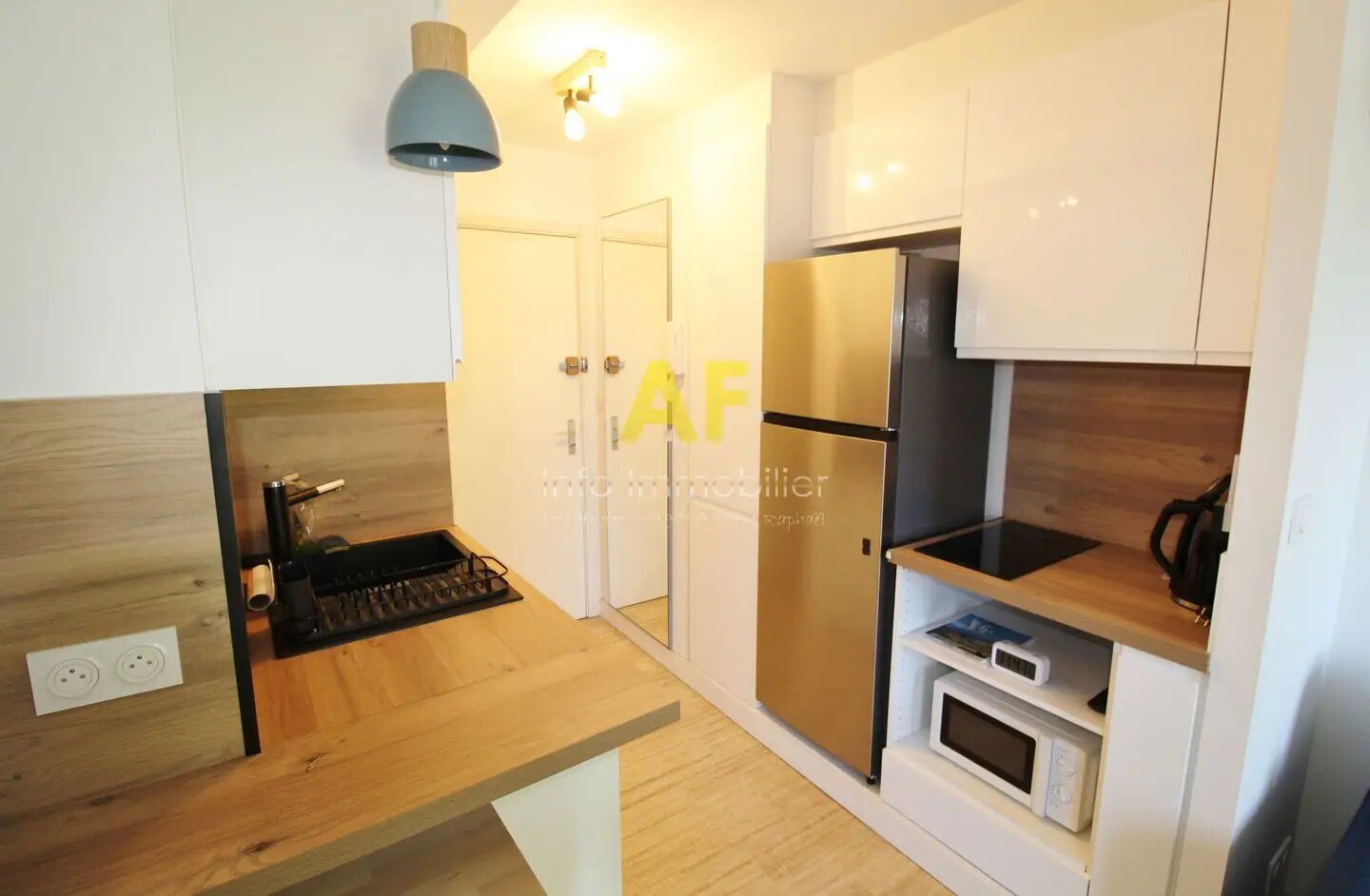 Appartement à louer, 24m², Saint-Raphaël