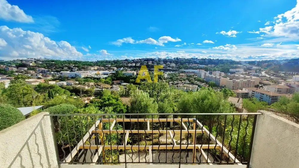 Maison à louer, 74m², Saint-Raphaël