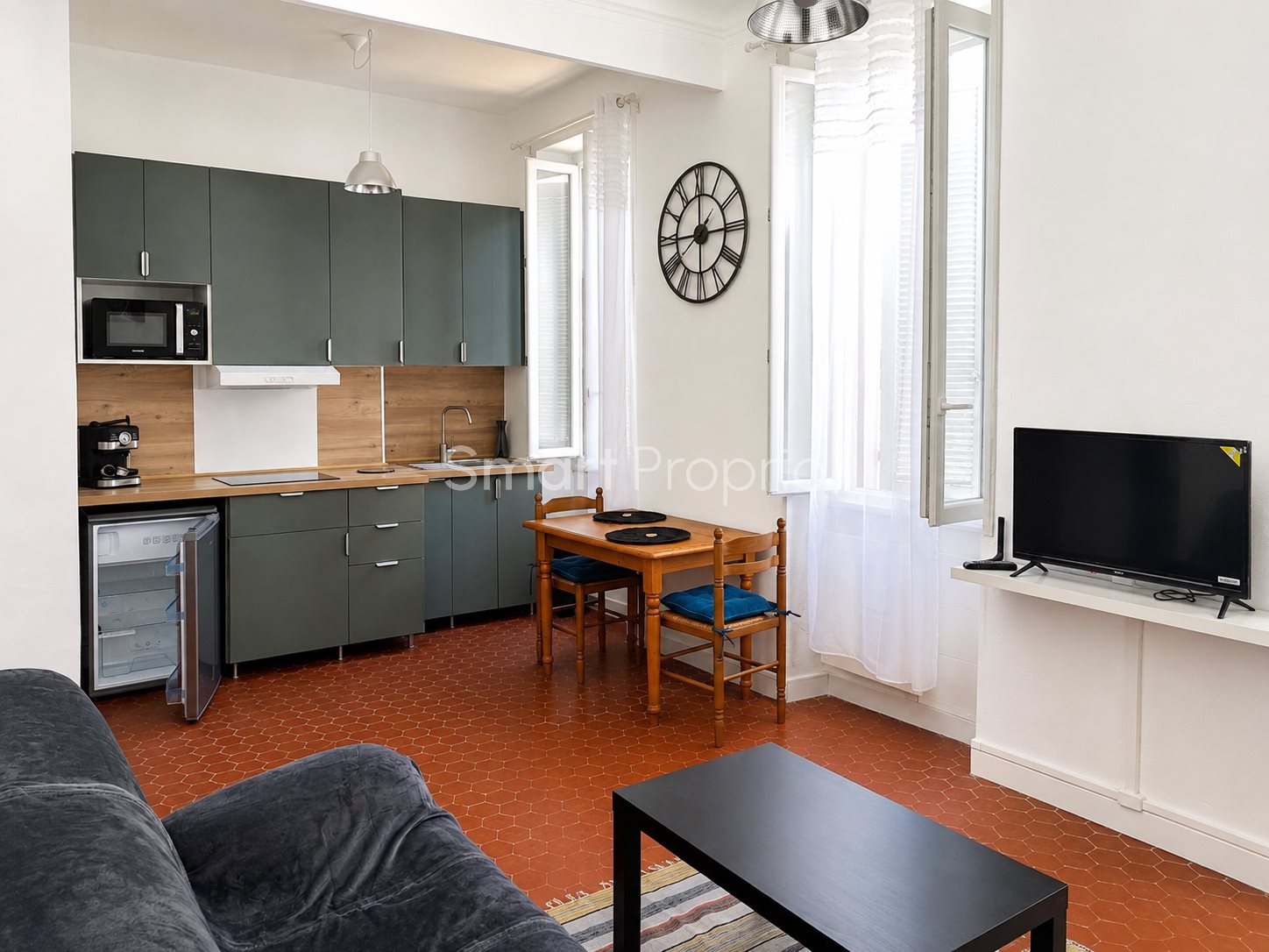 Appartement à louer, 35m², Marseille 5ème