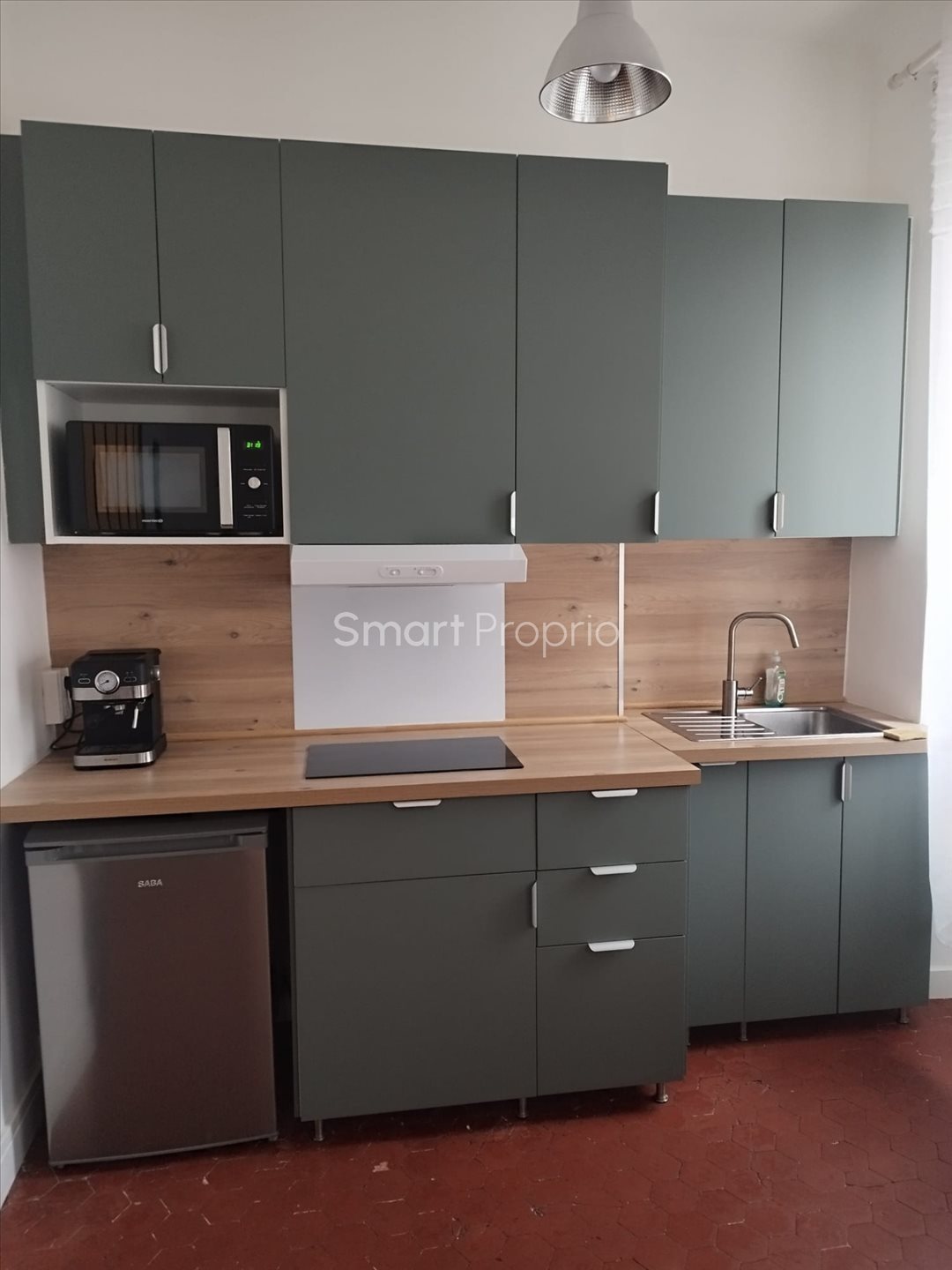Appartement à louer, 35m², Marseille 5ème
