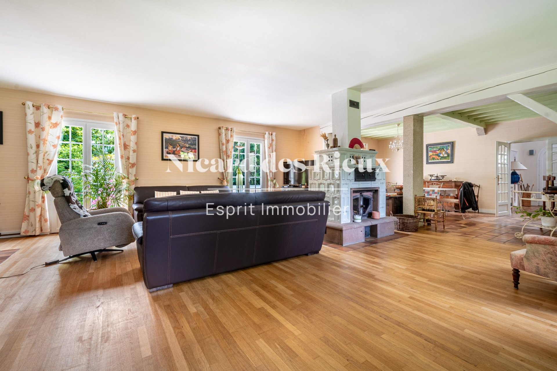 Maison à vendre, 221m², La Geneytouse