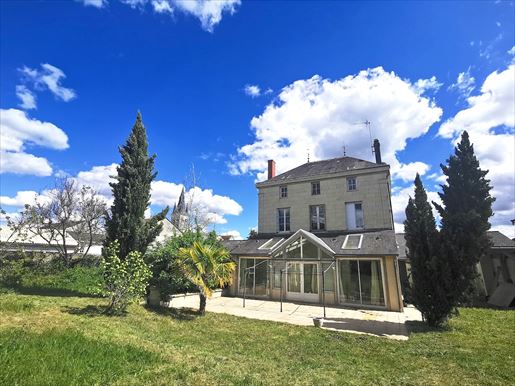 Maison 10 pièces 236 m² · à Saumur · 236 m² · 501 000 €