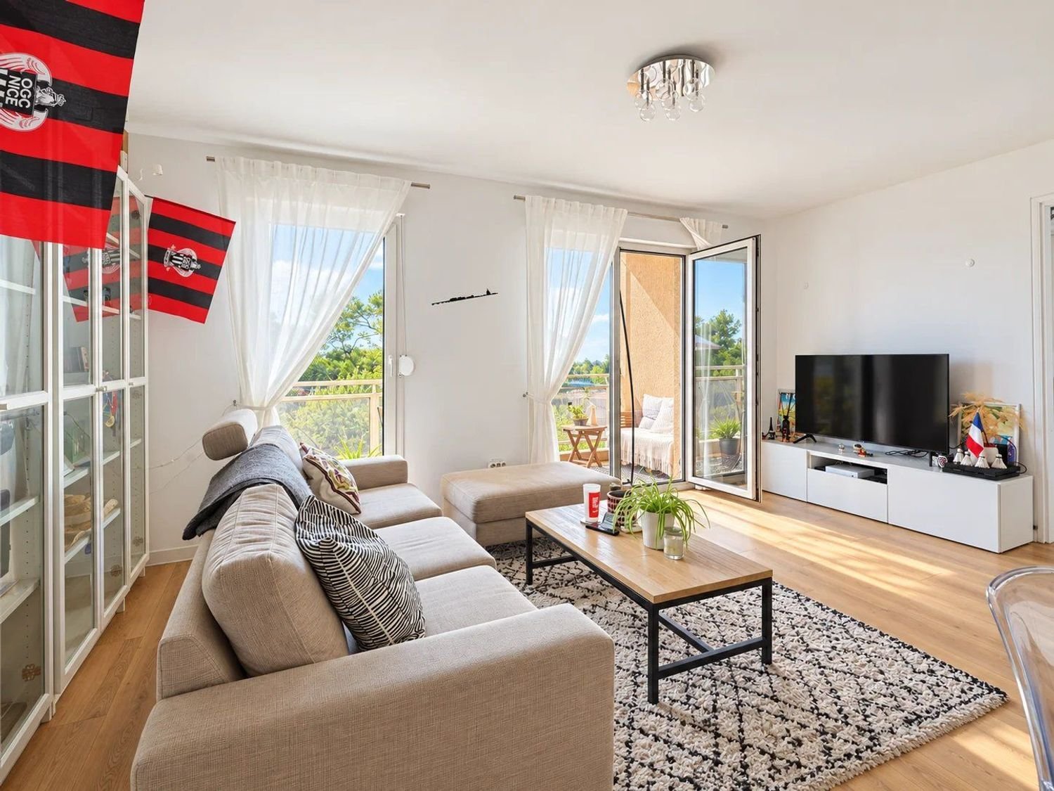 Appartement à louer, 64m², Antibes