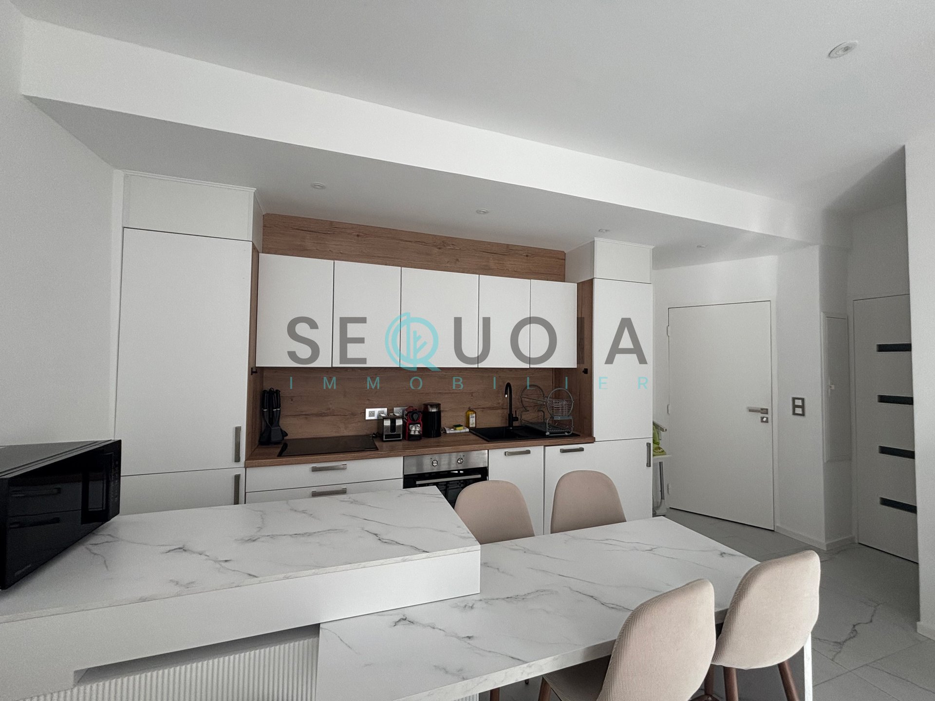 Appartement à louer, 34m², Antibes
