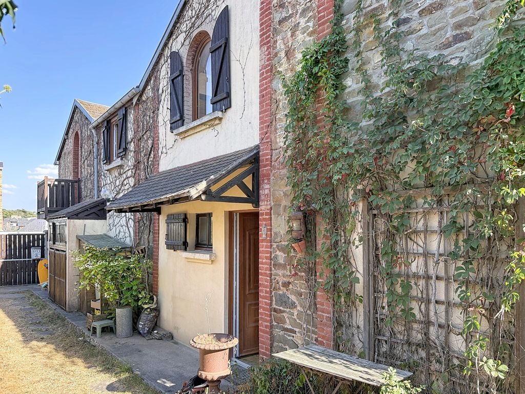 Maison à vendre, 107m², Jullouville