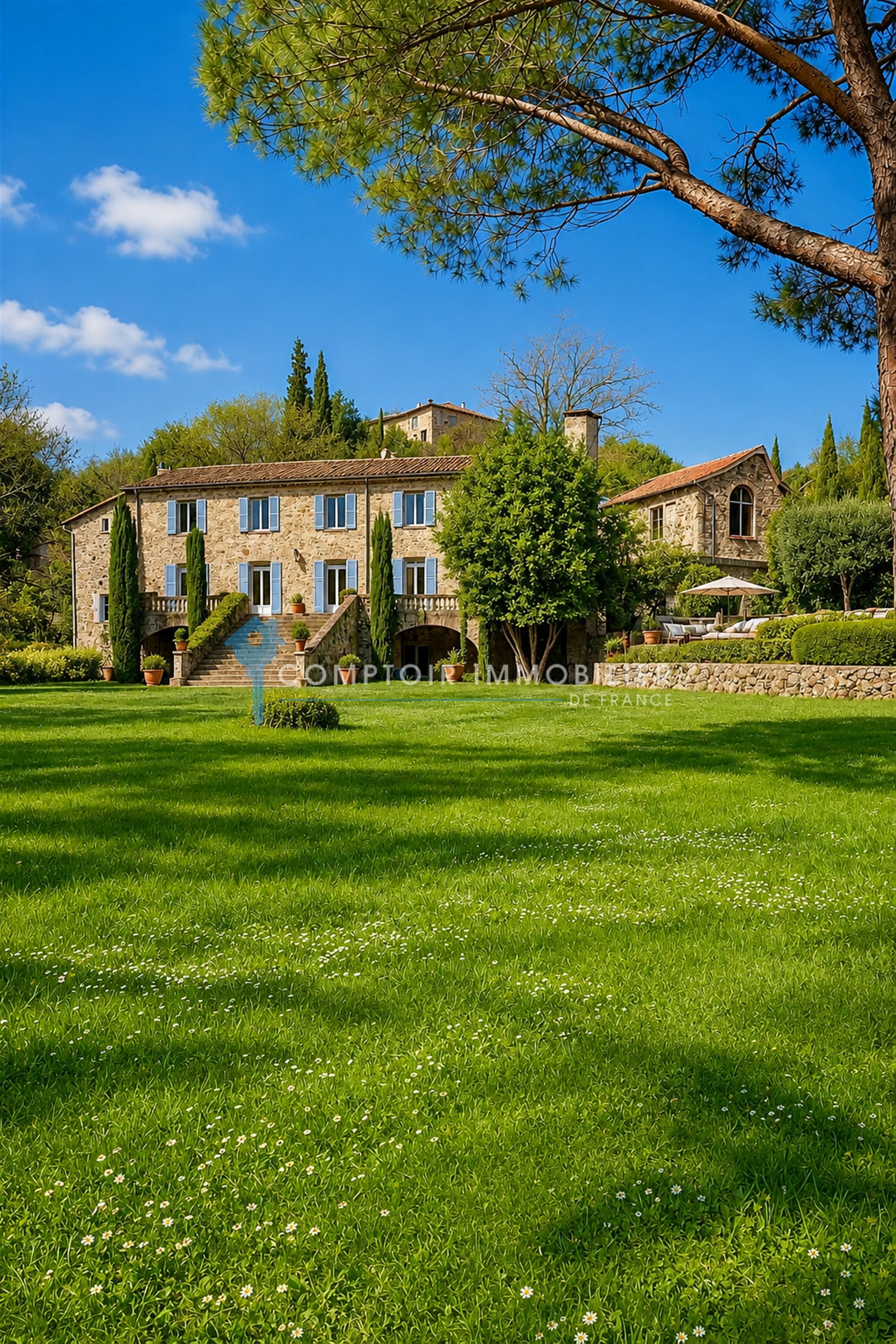 Maison à vendre, 800m², Pont-de-Labeaume