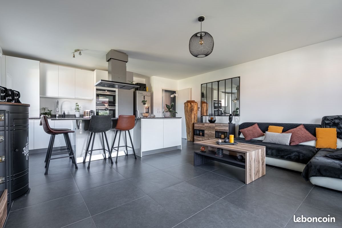Appartement à vendre, 71m², Poisy