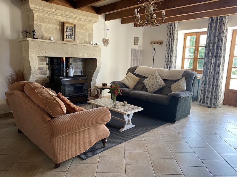 Maison à vendre, 240m², Brie-sous-Chalais