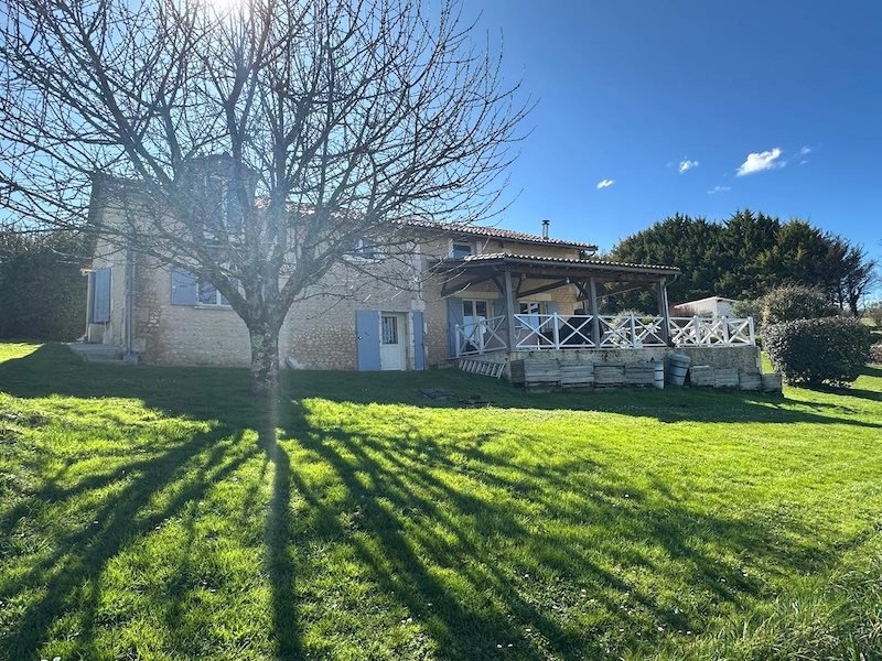Maison à vendre, 161m², Salles-Lavalette