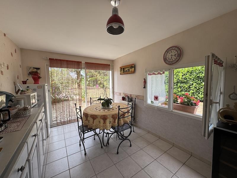 Maison à vendre, 136m², Neuvicq