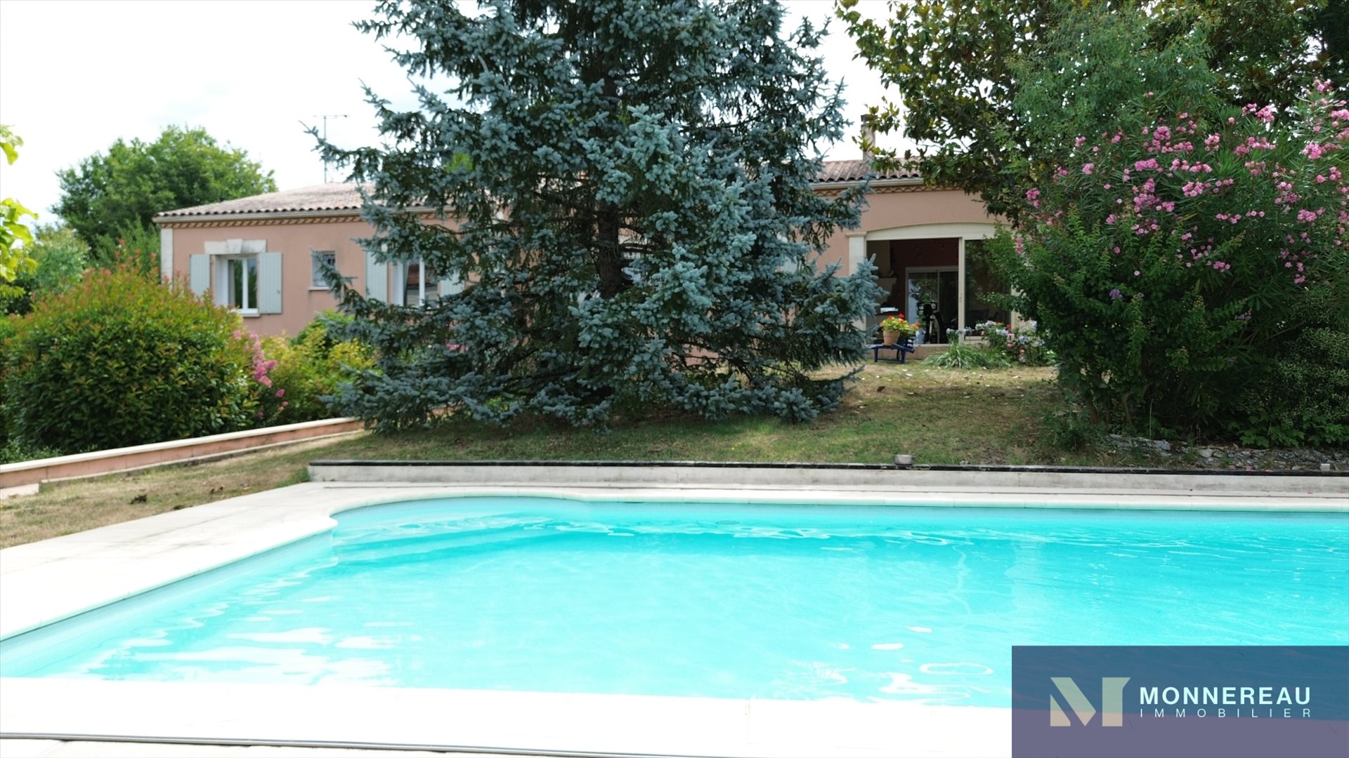 Maison à vendre, 167m², Barbezieux-Saint-Hilaire