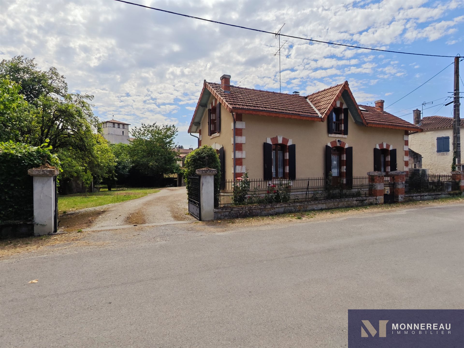 Maison à vendre, 137m², Voulgézac