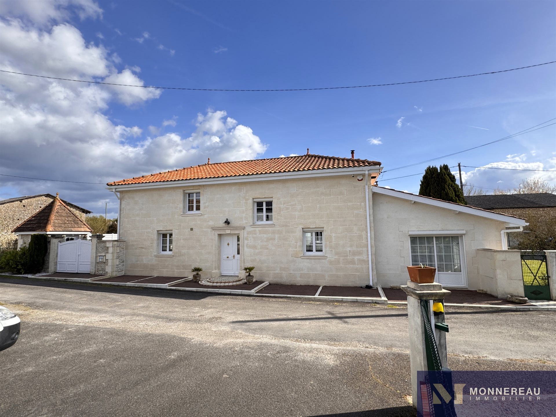 Maison à vendre, 155m², Baignes-Sainte-Radegonde