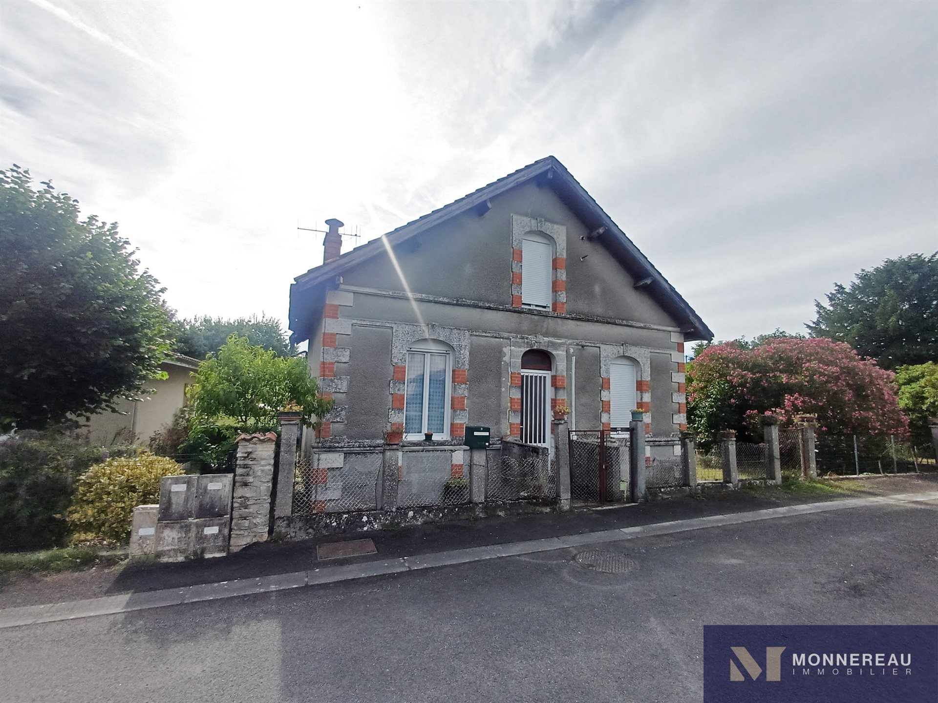 Maison à vendre, 94m², Barbezieux-Saint-Hilaire