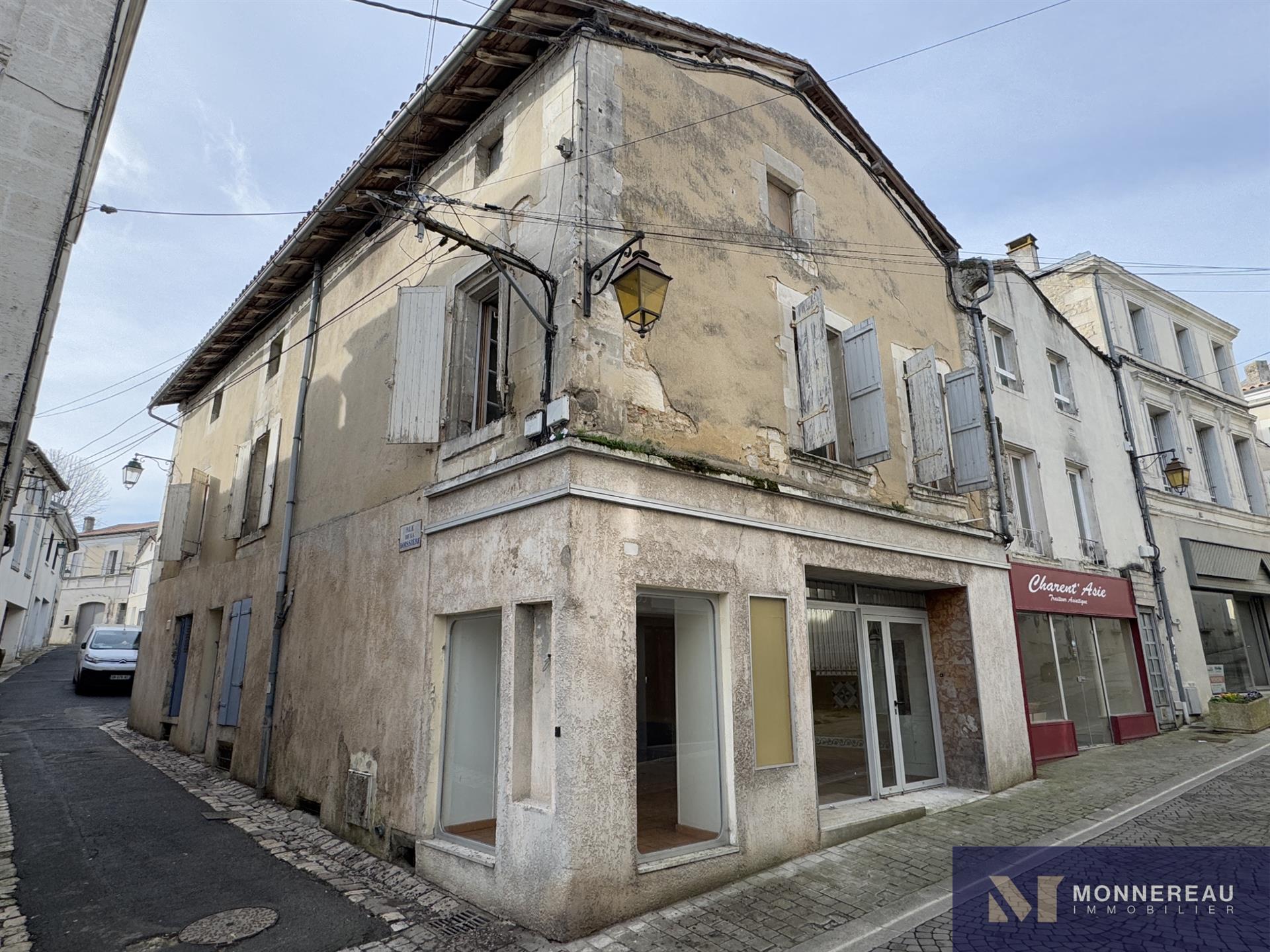 Maison à vendre, 149m², Barbezieux-Saint-Hilaire
