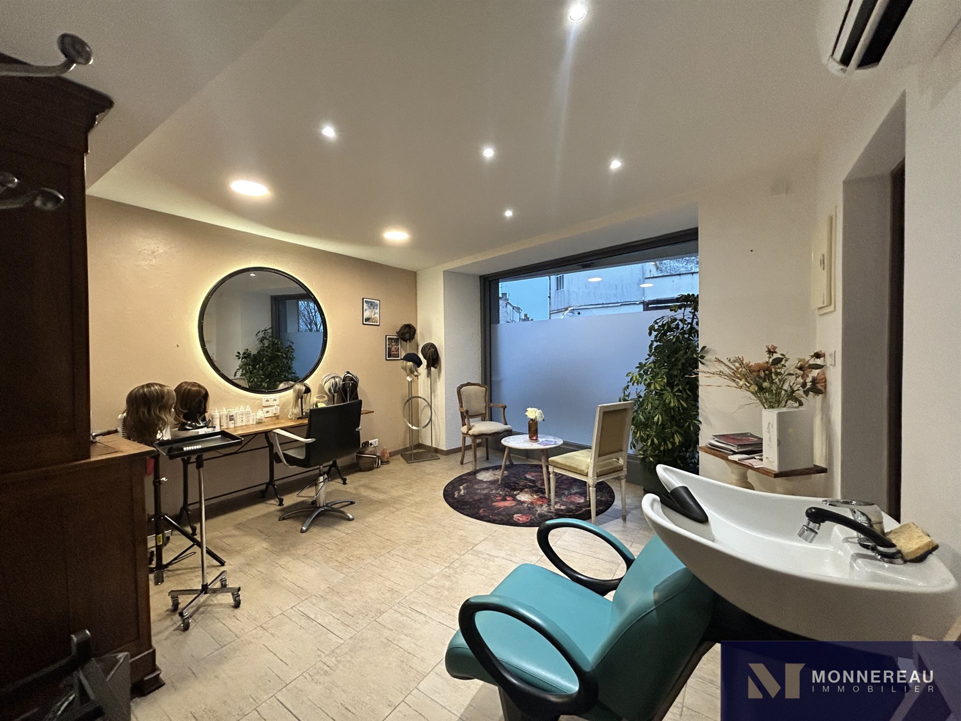 Maison à vendre, 381m², Saintes
