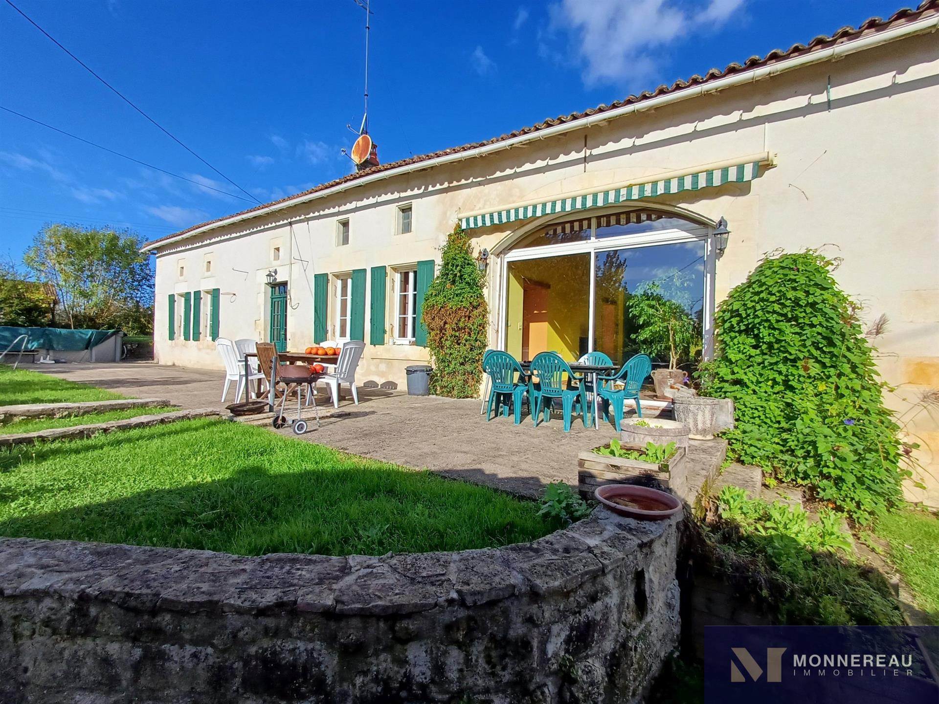 Maison à vendre, 170m², Baignes-Sainte-Radegonde