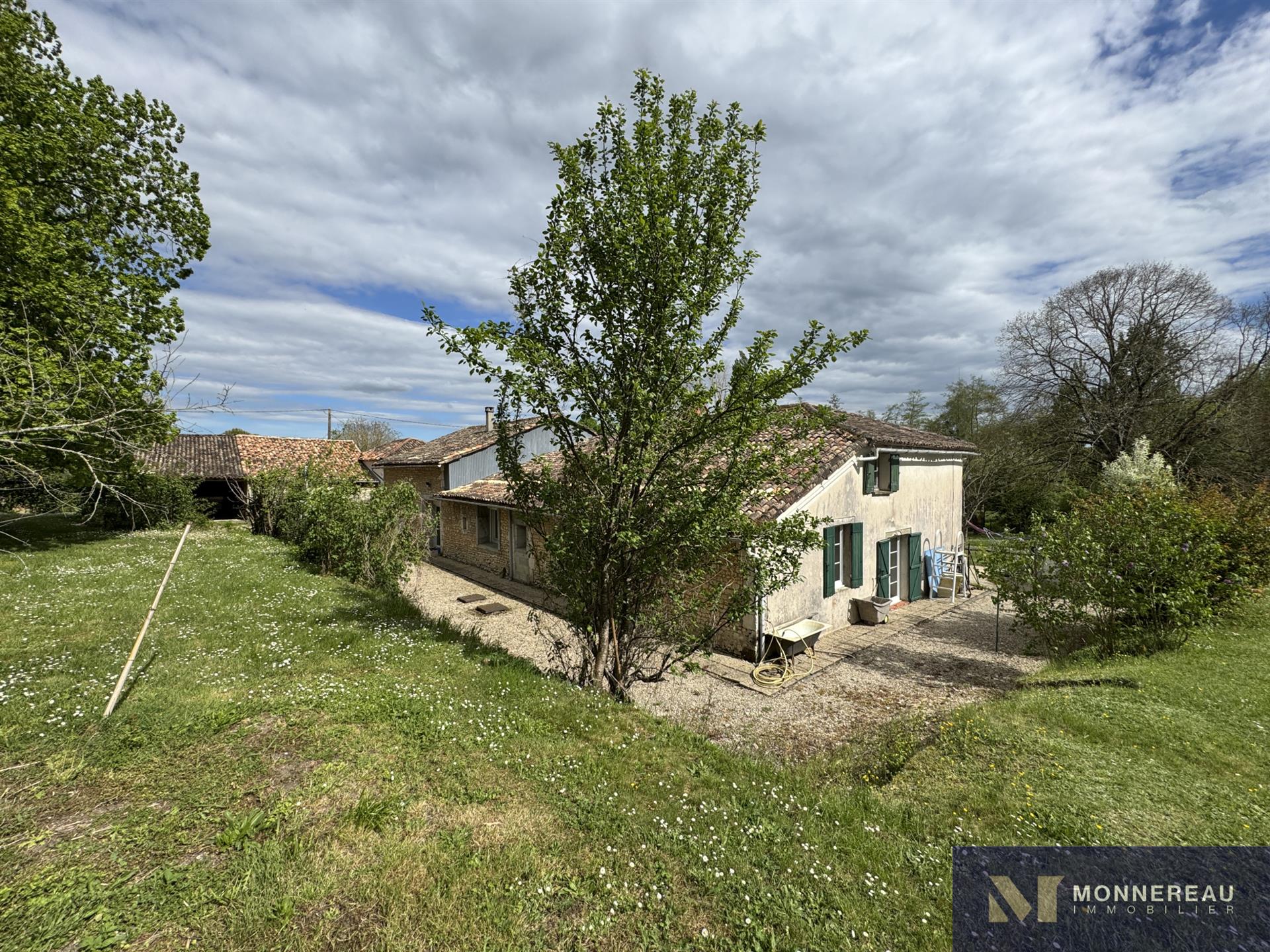 Maison à vendre, 170m², Baignes-Sainte-Radegonde