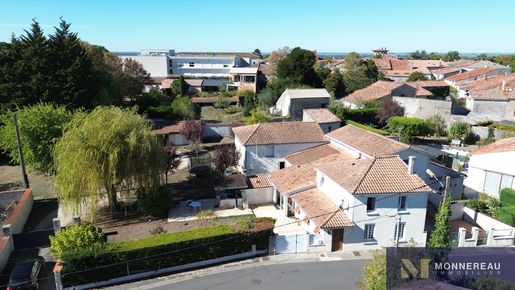 Maison 6 pièces 224 m² · à Archiac · 224 m² · 223 650 €