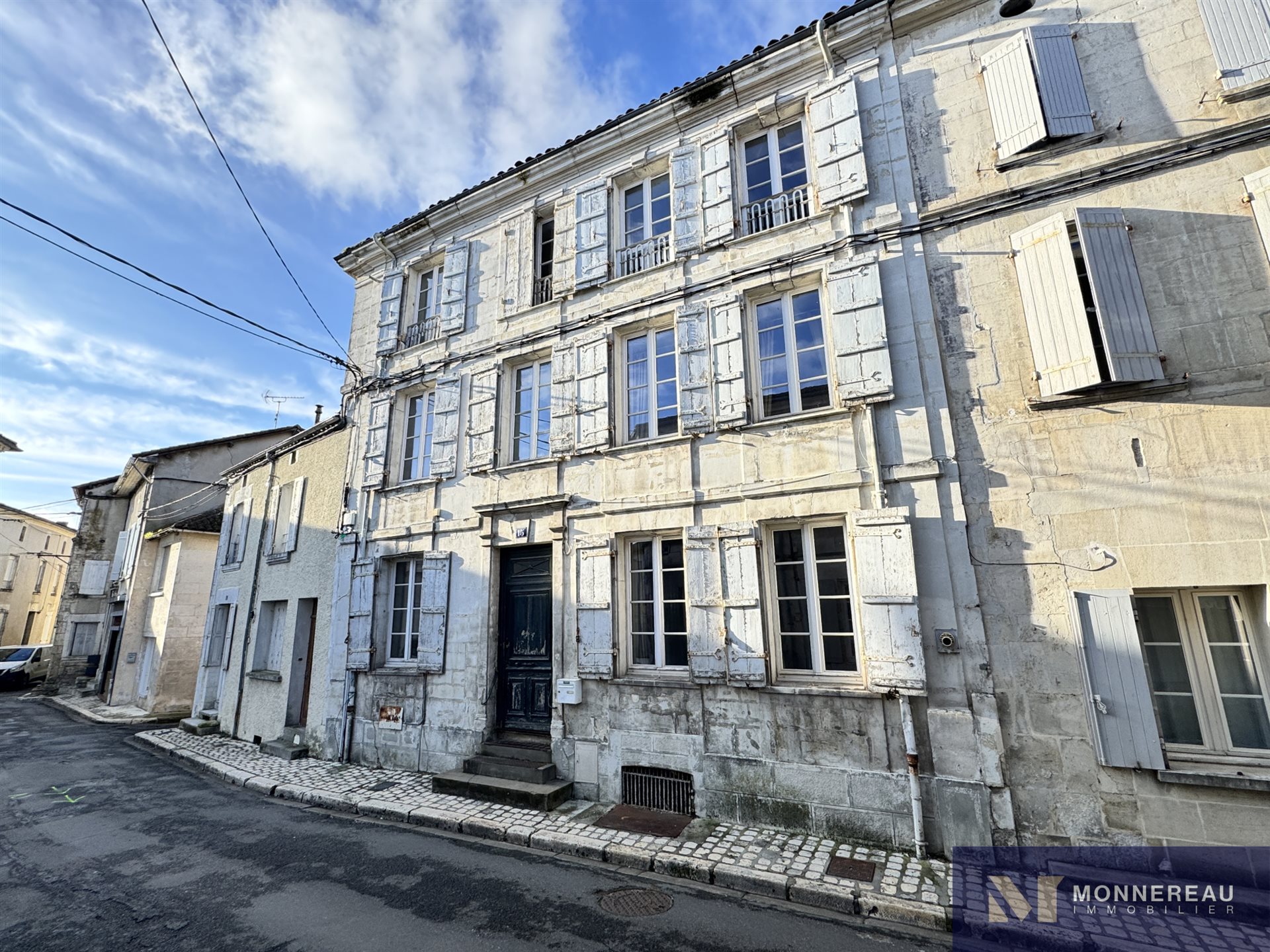 Maison à vendre, 206m², Barbezieux-Saint-Hilaire