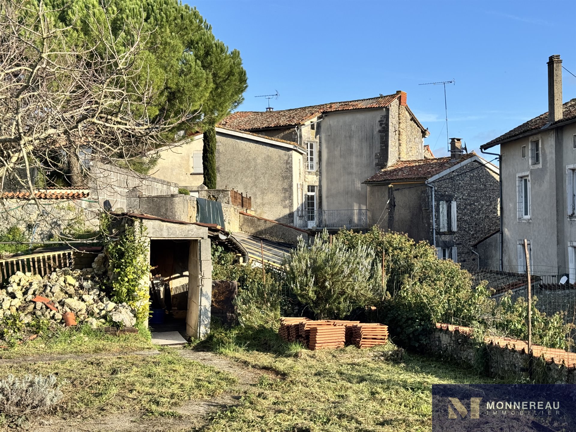 Maison à vendre, 206m², Barbezieux-Saint-Hilaire