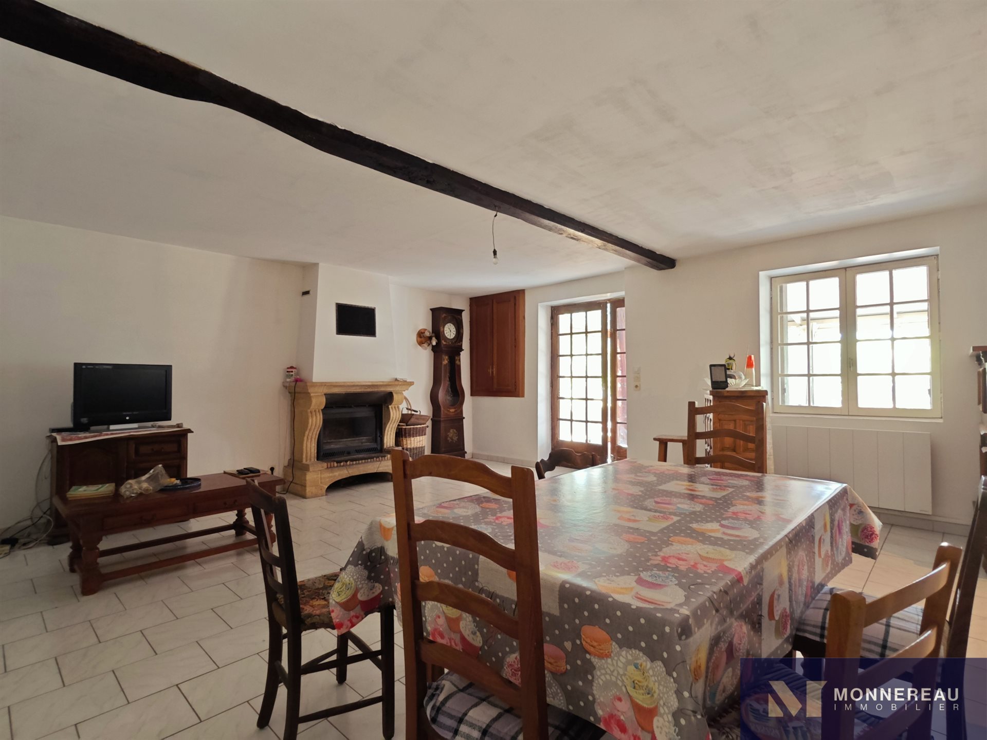Maison à vendre, 137m², Brie-sous-Chalais