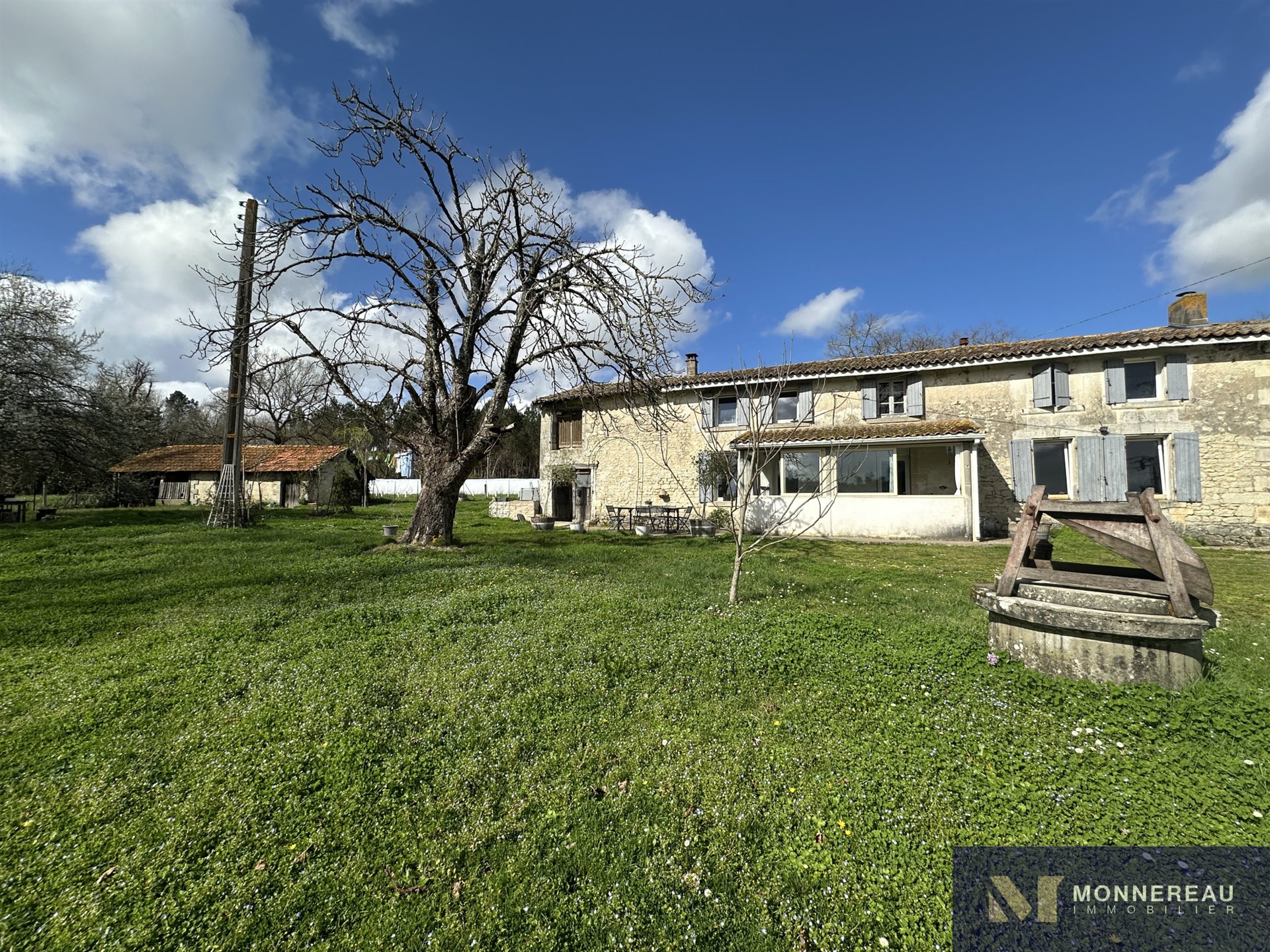 Maison à vendre, 159m², Condéon