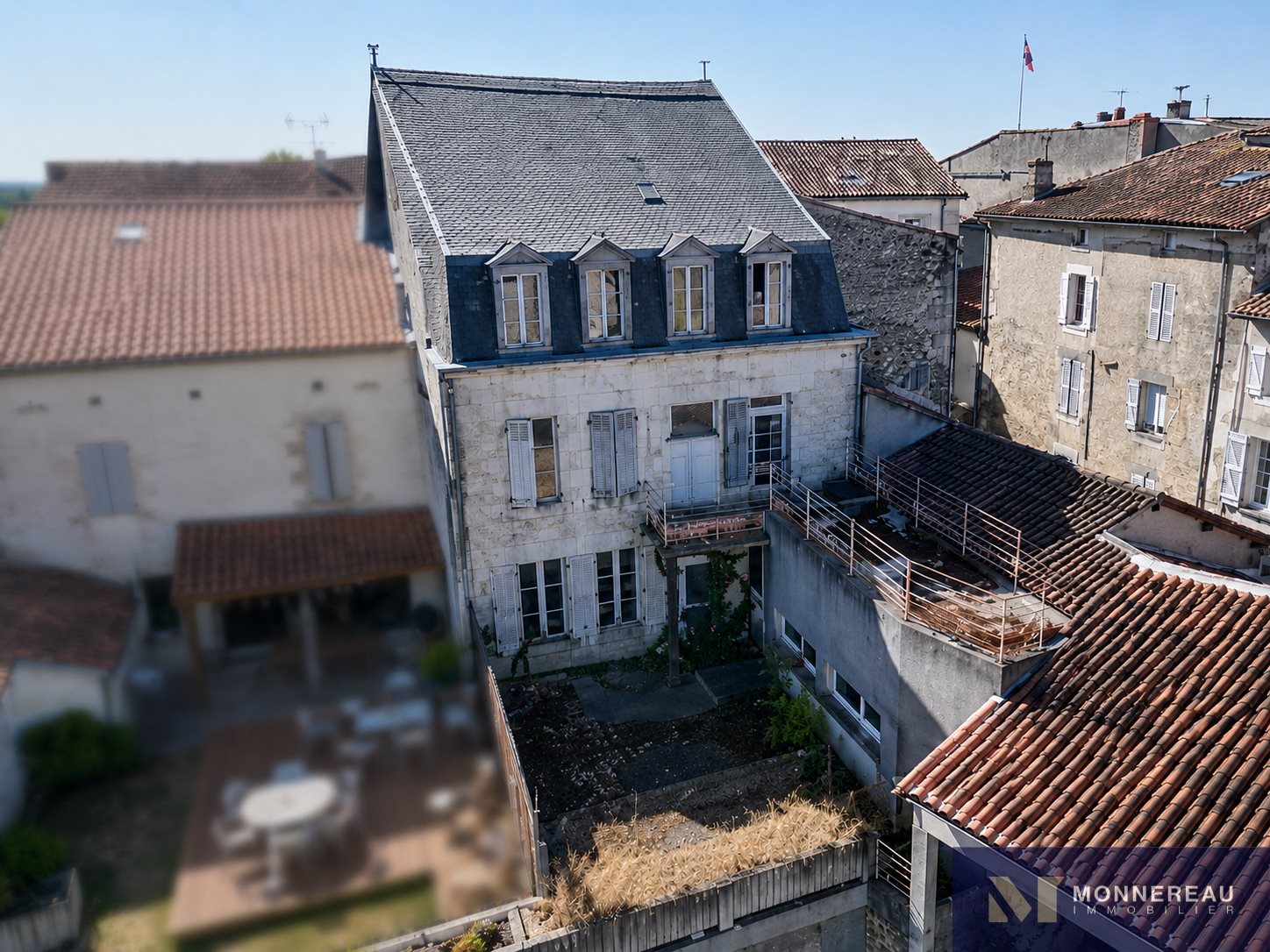 Maison à vendre, 500m², Barbezieux-Saint-Hilaire