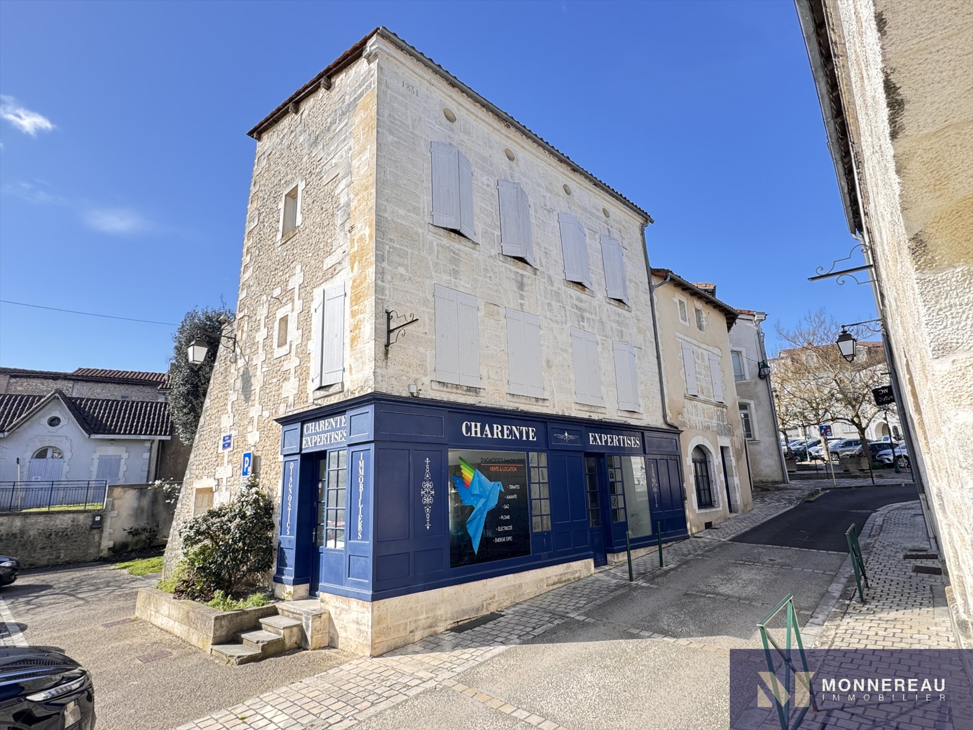 Maison à vendre, 200m², Barbezieux-Saint-Hilaire