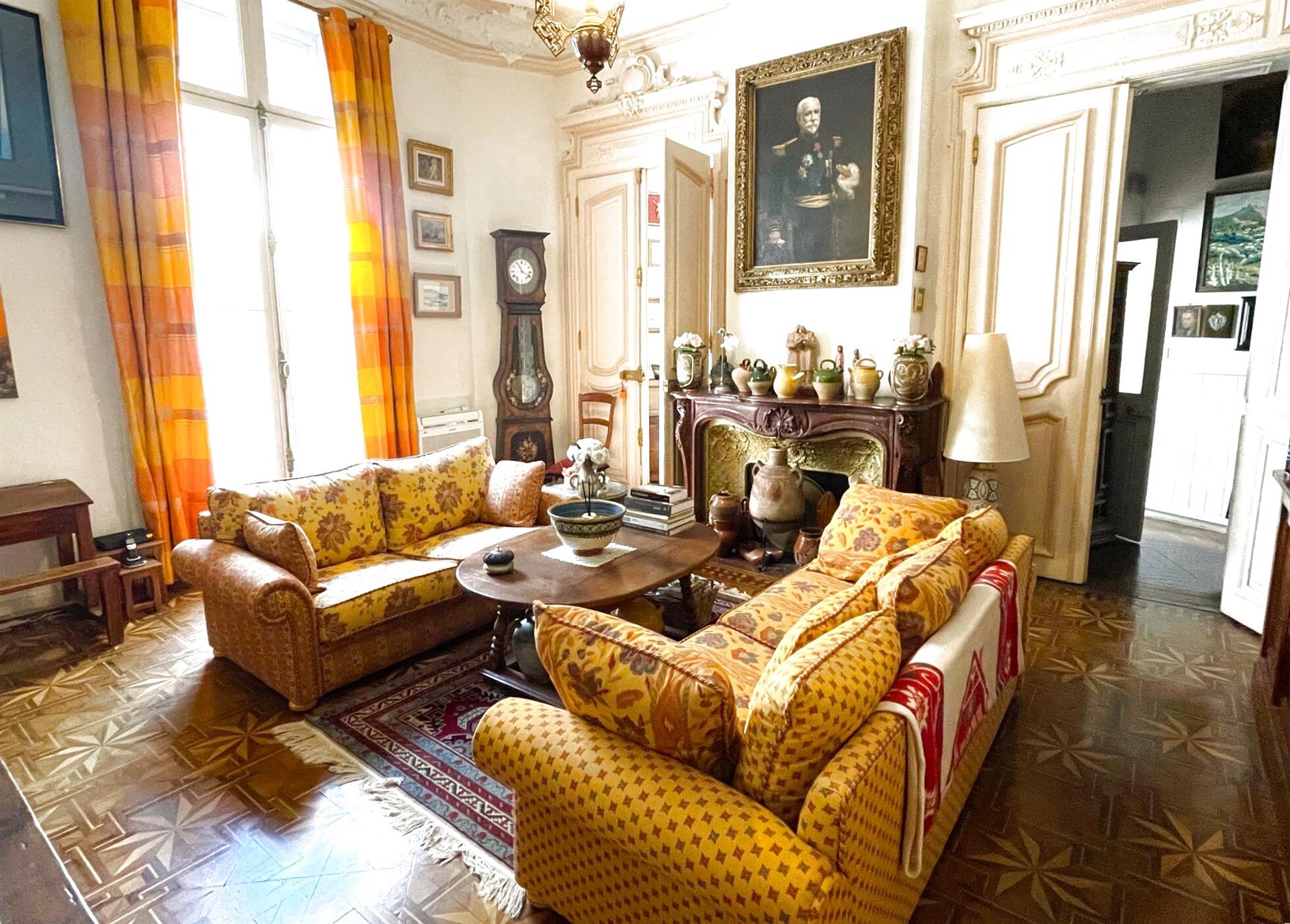 Appartement à vendre, 248m², Perpignan