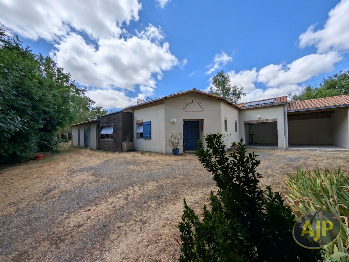 Maison à vendre, 140m², La Bernardière