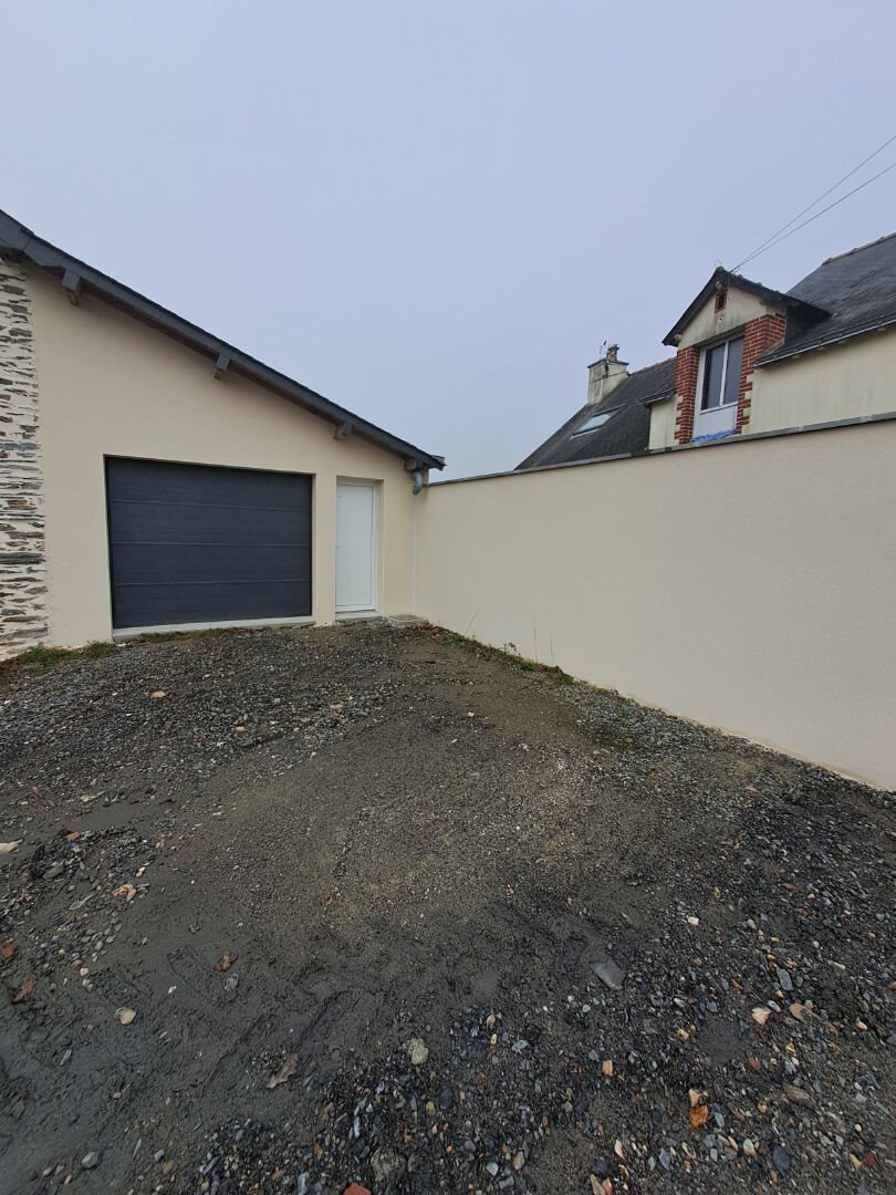 Maison à louer, 59m², Issé