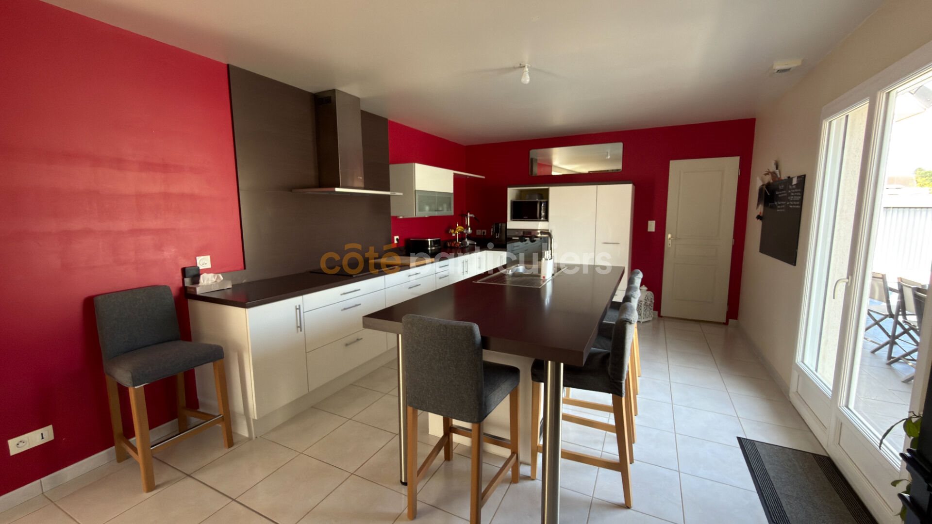 Maison à vendre, 200m², Saint-Sébastien-de-Morsent