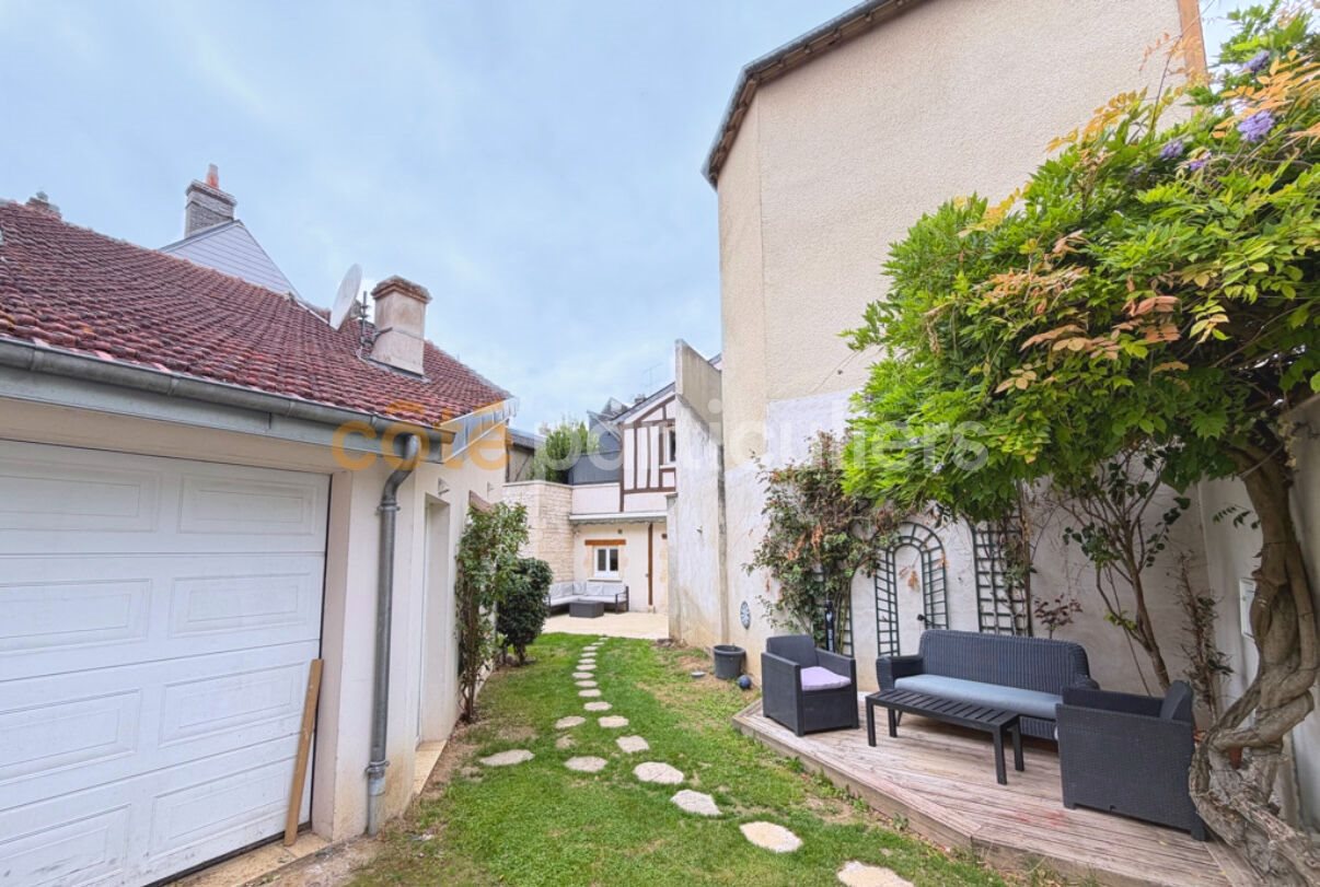 Maison à vendre, 205m², Évreux