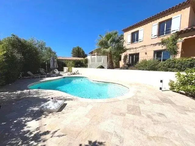 Maison à vendre, 159m², La Crau