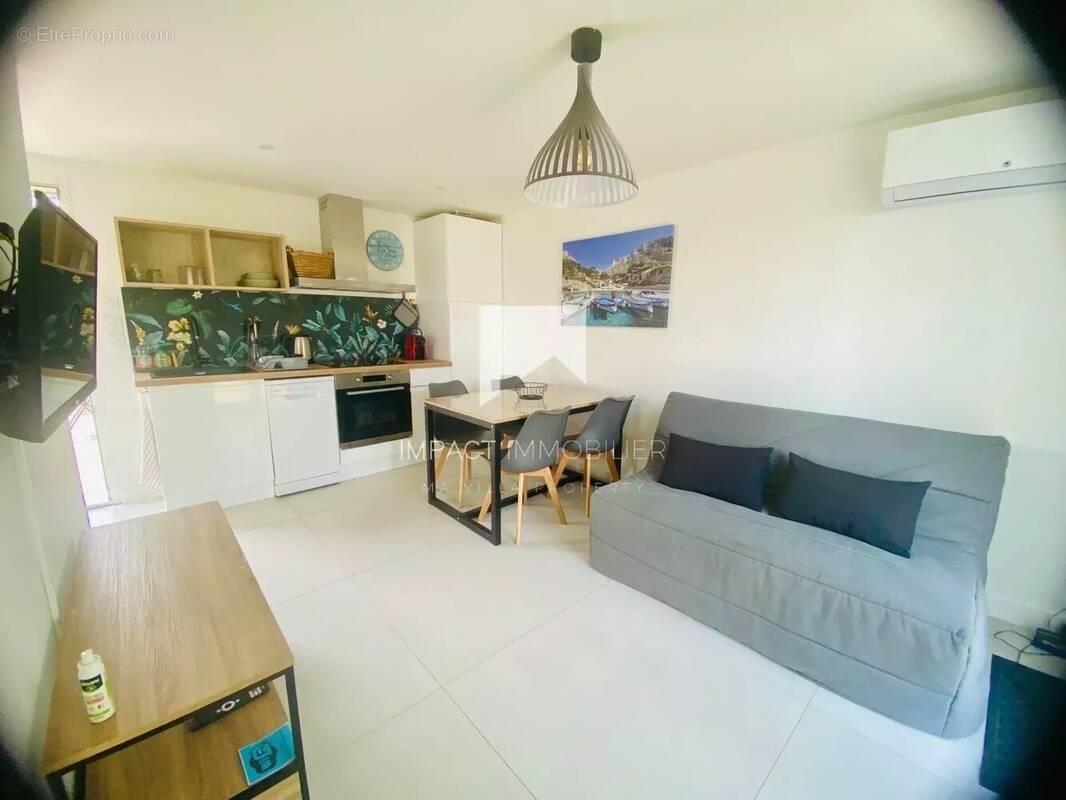 Maison à vendre, 27m², Hyères