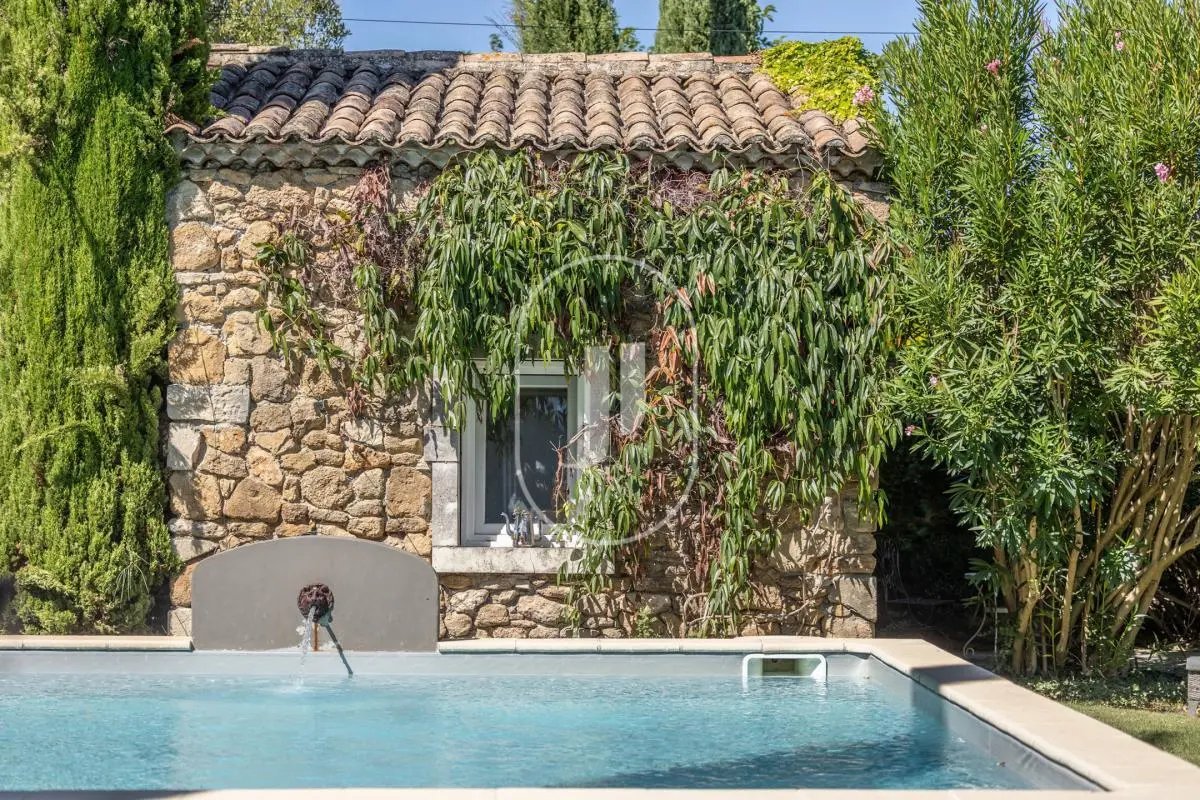 Maison à vendre, 322m², Grignan
