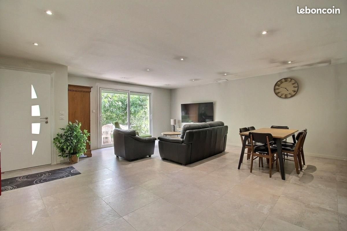Maison à vendre, 109m², Rousset