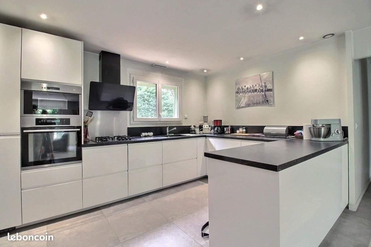 Maison à vendre, 109m², Rousset