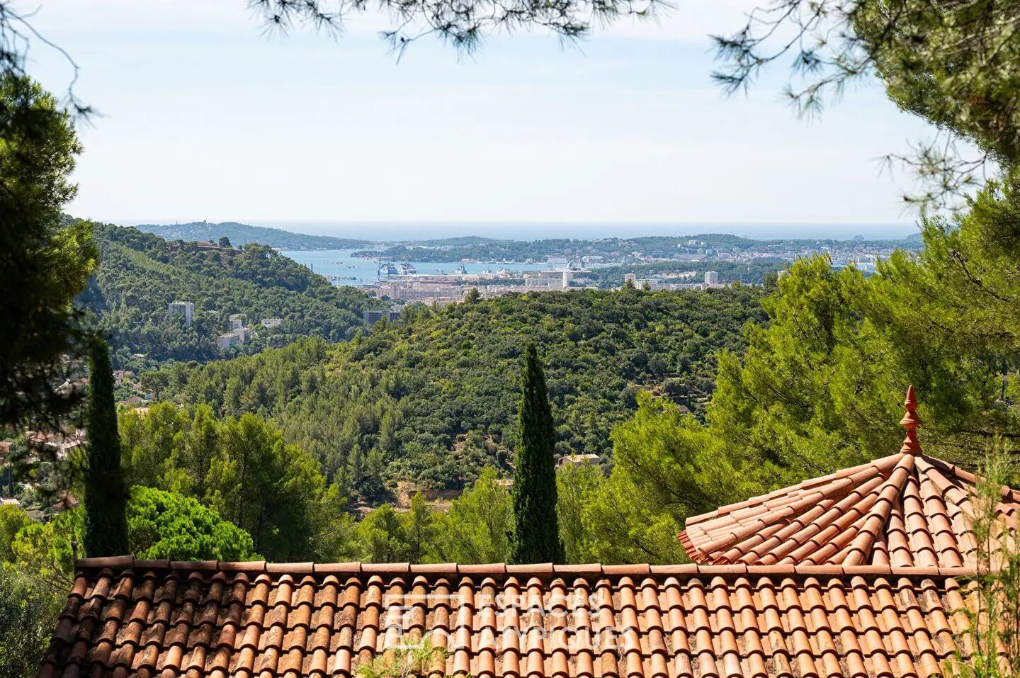 Appartement à louer, 150m², Le Revest-les-Eaux