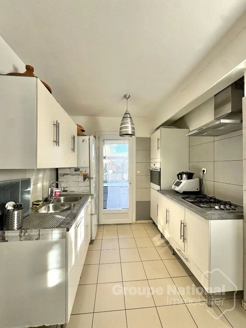 Maison à vendre, 99m², L'Isle-sur-la-Sorgue