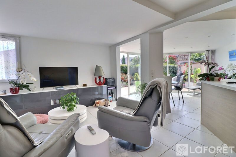 Maison à vendre, 68m², La Londe-les-Maures