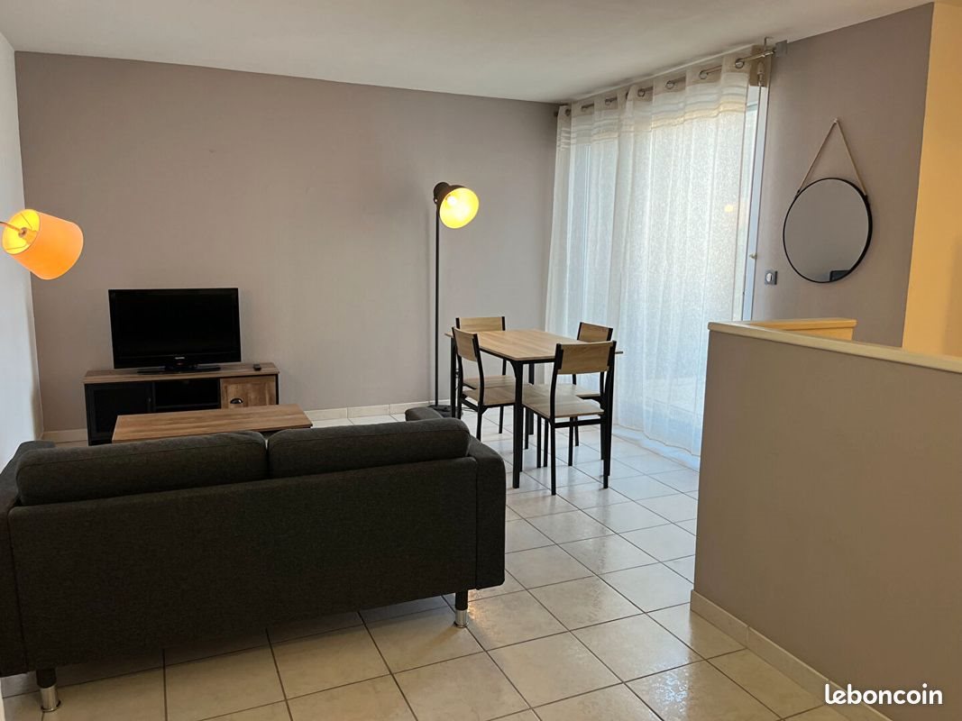 Appartement à louer, 44m², Istres