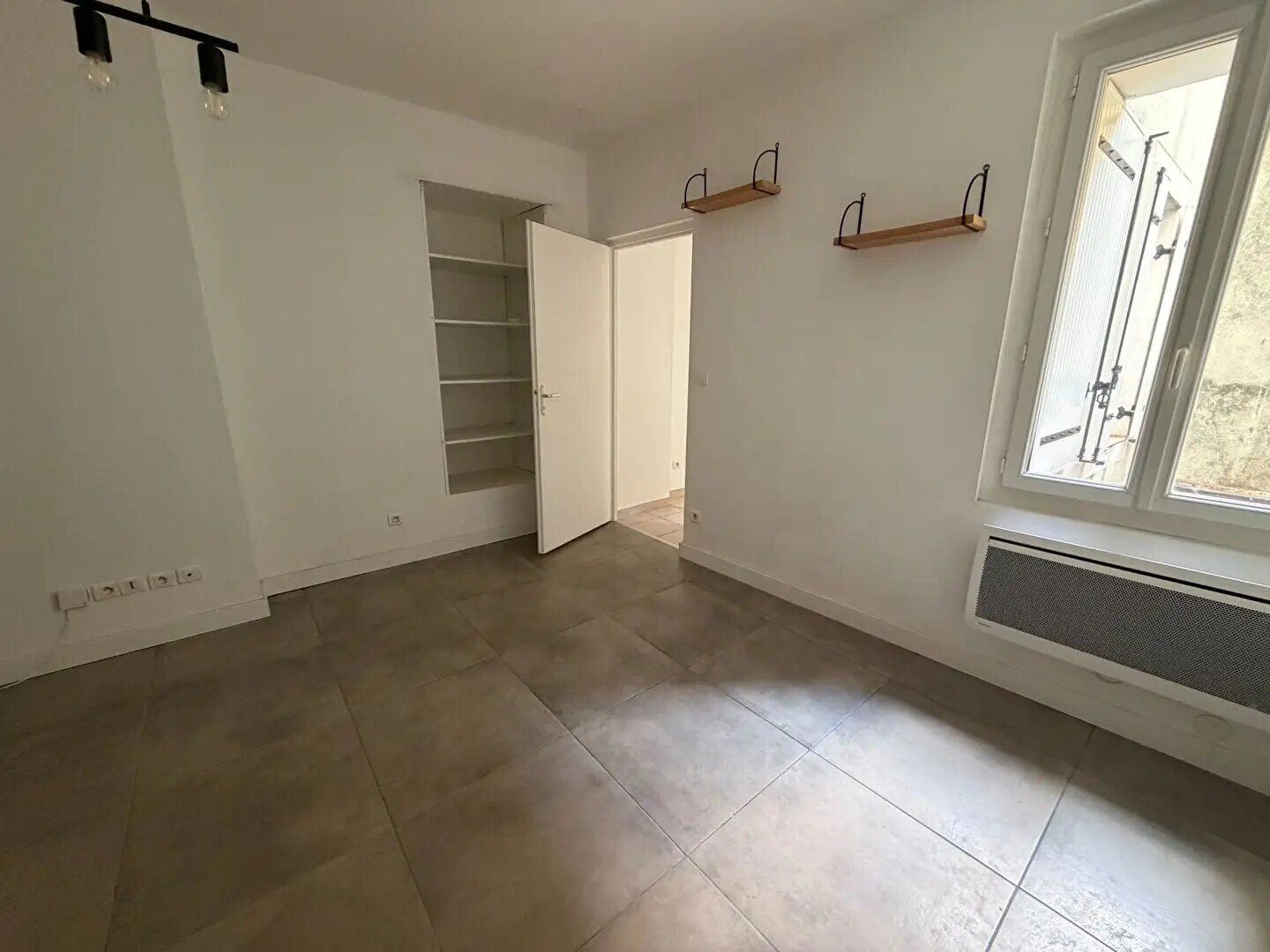 Appartement à louer, 25m², Istres