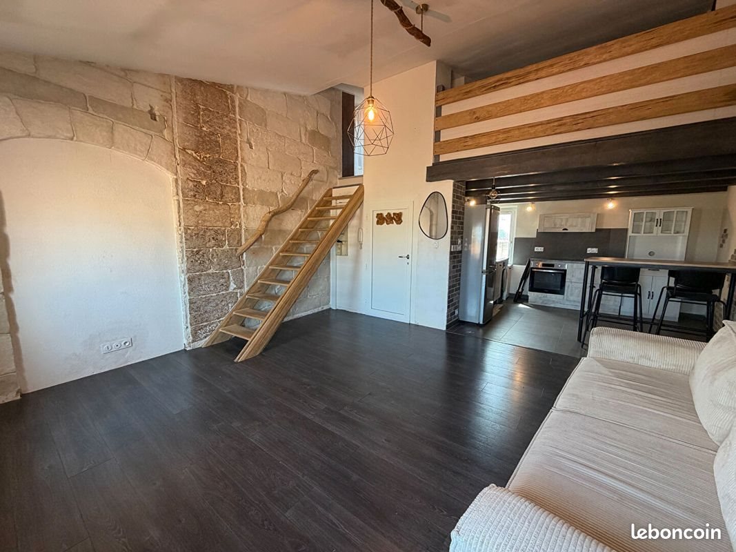Appartement à louer, 40m², Istres