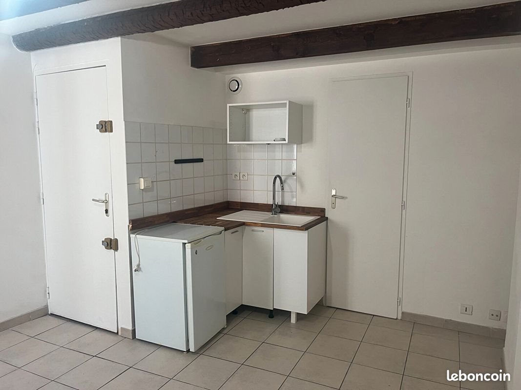 Appartement à louer, 25m², Istres