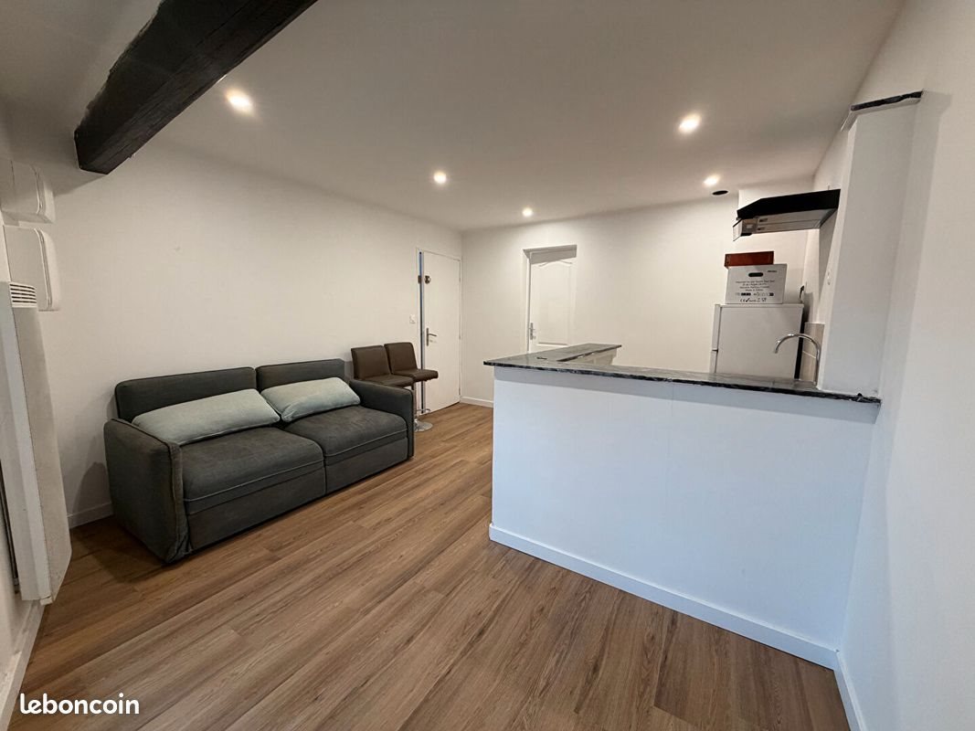 Appartement à louer, 32m², Istres