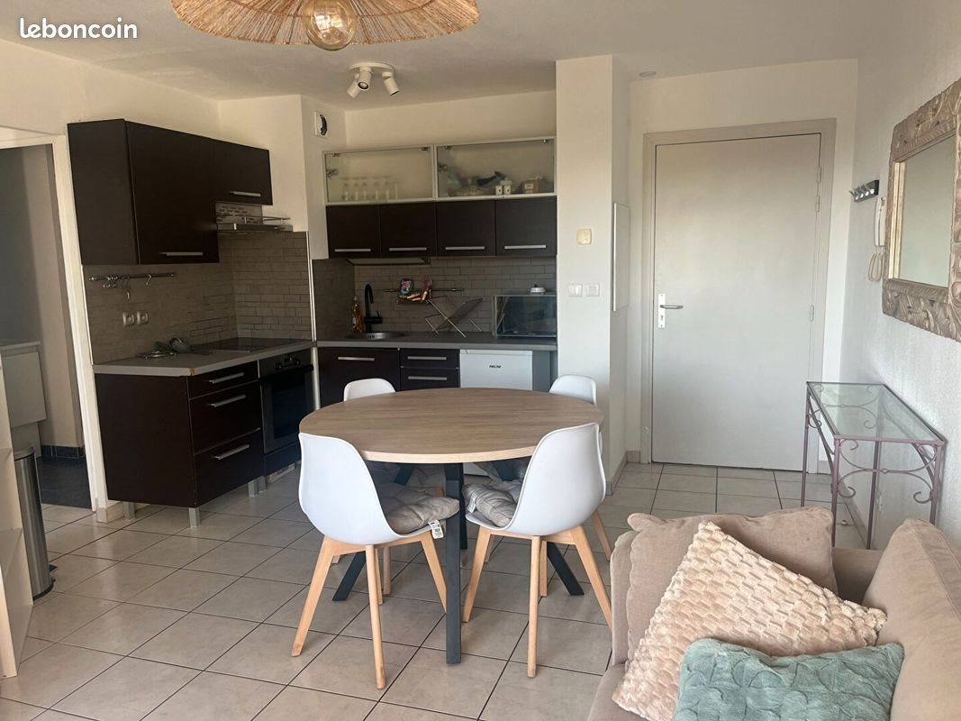 Appartement à louer, 32m², Istres