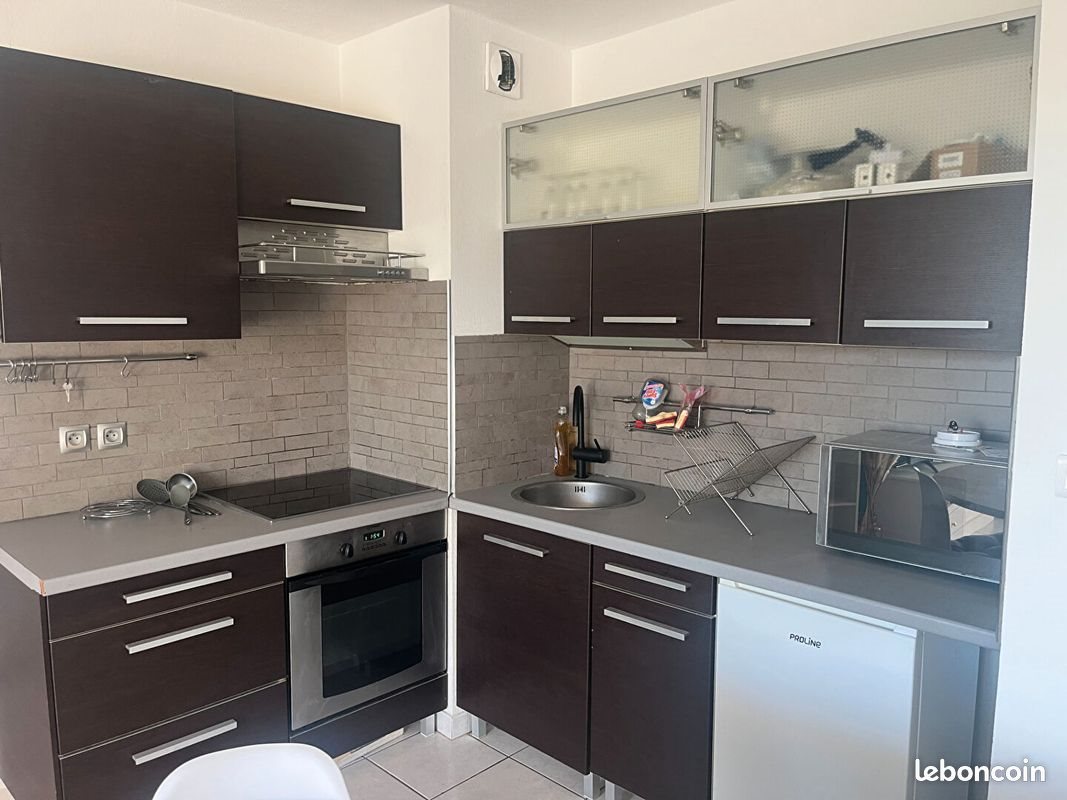 Appartement à louer, 32m², Istres