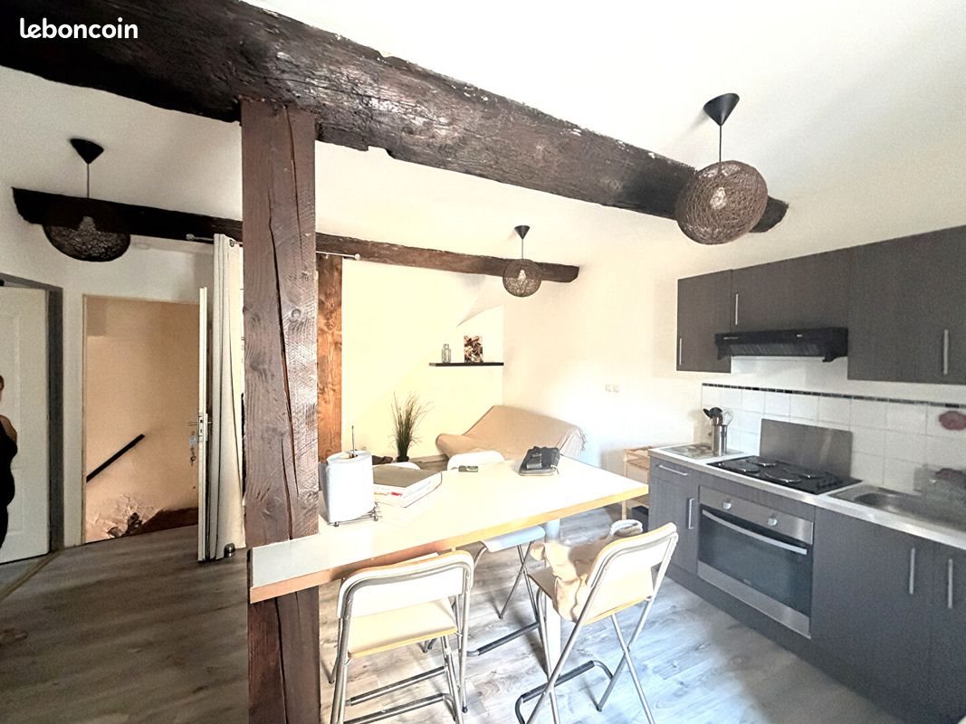 Appartement à vendre, 37m², Saint-Mitre-les-Remparts